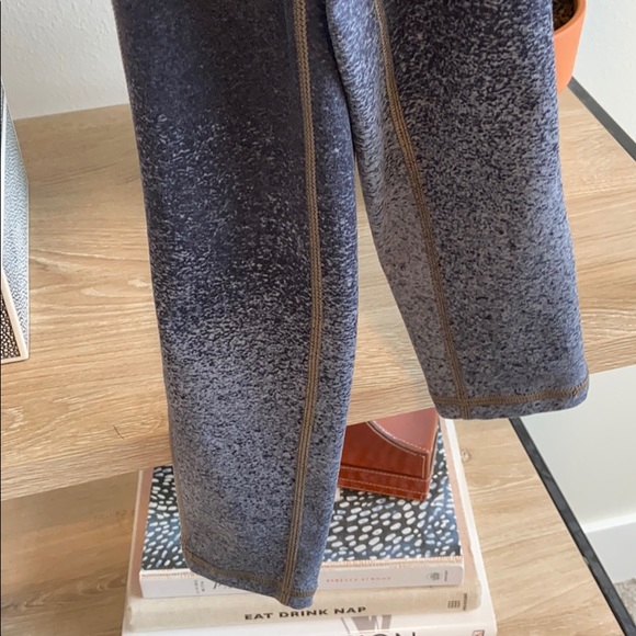 Athleta Low-Rise Ombre Legging, XXS - Picture 3 of 10